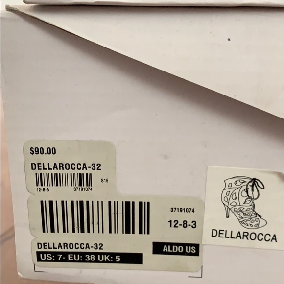 🚨FINAL SALE MUST GO🚨✨🤍BEAUTIFUL ANKLE HEELS🤍✨ - Picture 8 of 8